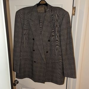 Valentino Uomo double breasted wool suit.